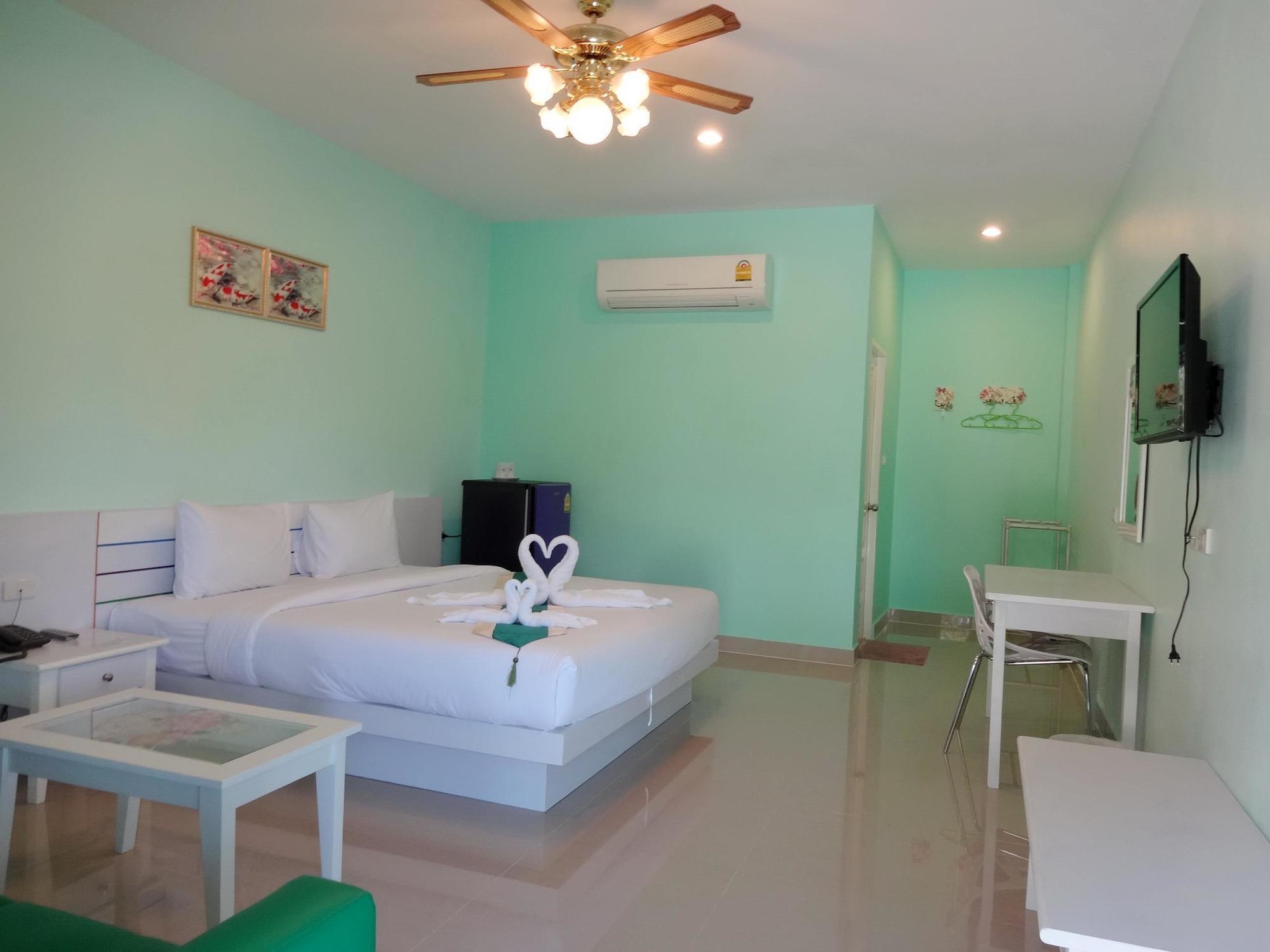 Holland Resort Phuket מראה חיצוני תמונה