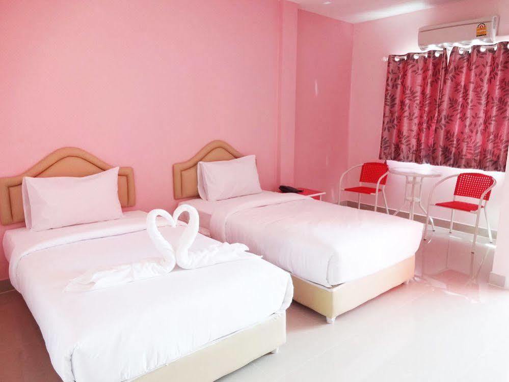 Holland Resort Phuket מראה חיצוני תמונה